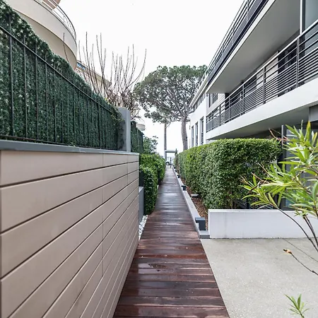 Apartment New Listing - 1 Bed Apt,air-con,beach Access,sea Antibes